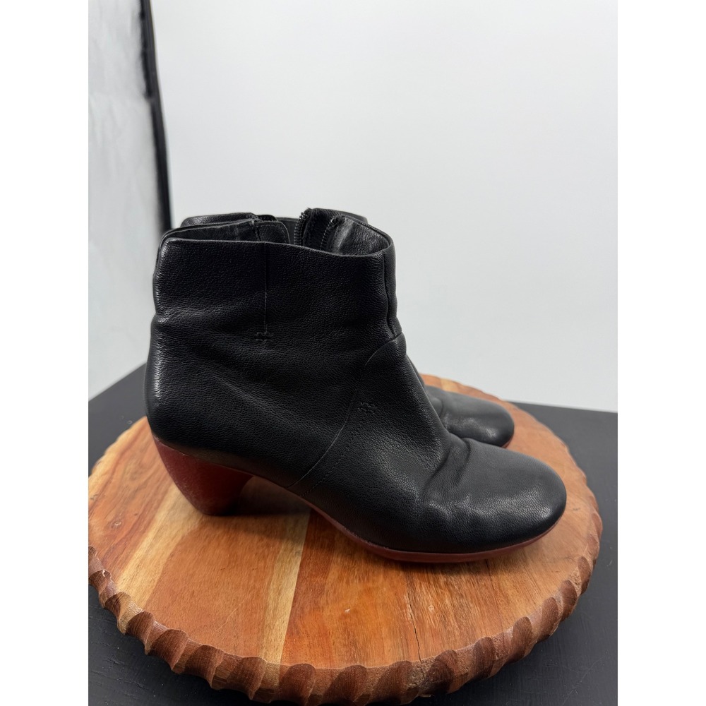 Camper lila Ankle Boots Women 38 7.5‎ Black Red Grained Leather red 
Heel Zipper